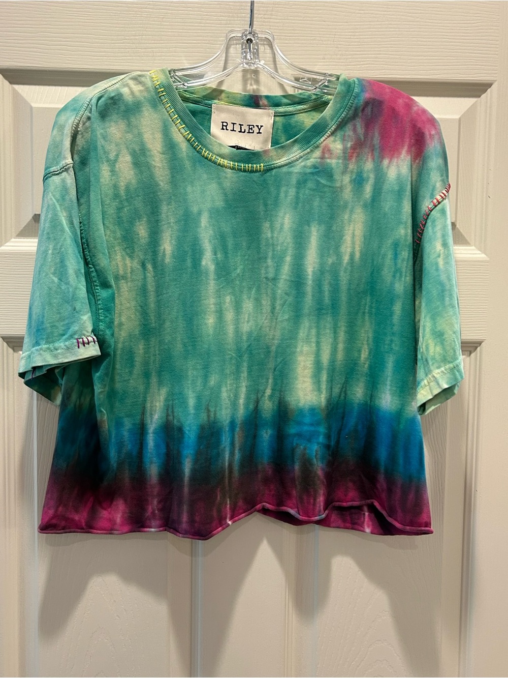 Riley Tie-Dye Cropped Tee in Teal & Pink